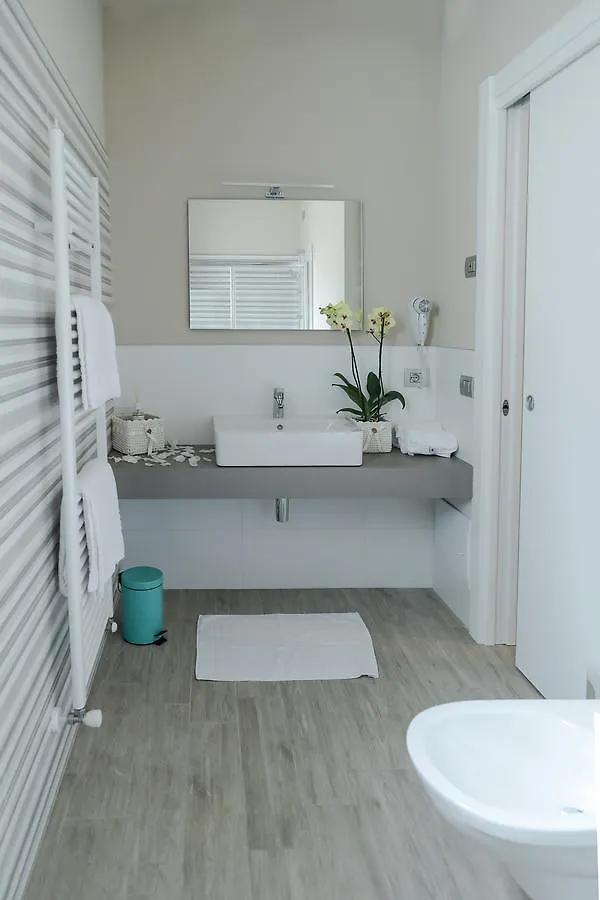 Menta E Rosmarino Rooms Lazise 0*,  Italy
